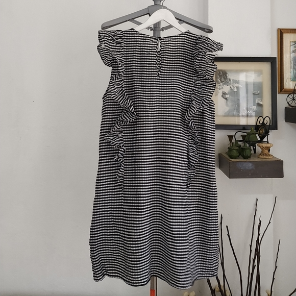 H&M Ruffled Dress - Picture 4 of 13